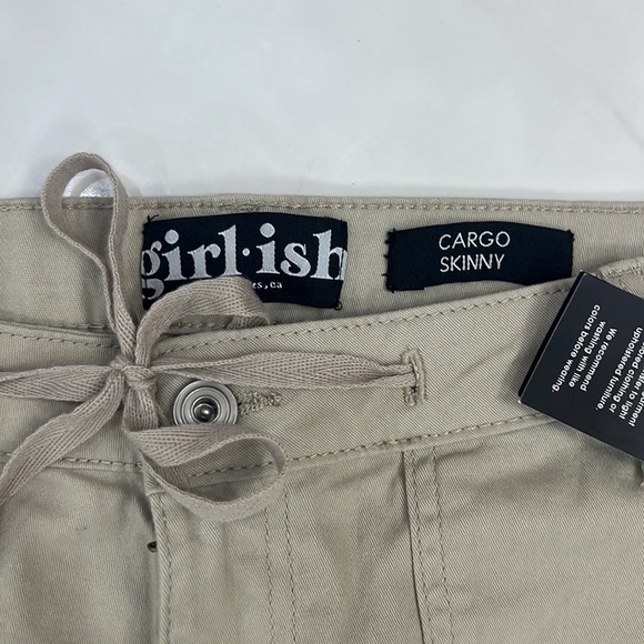 Junior cargo pants . New with tags. Beige. - Picture 2 of 5